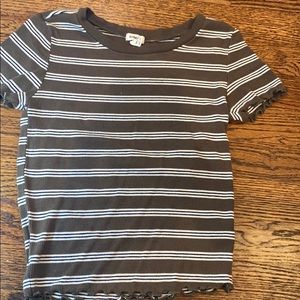 garage green short sleeved top